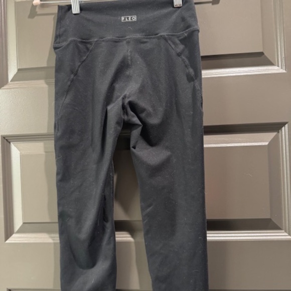 Fleo Leggings Black Small - Picture 2 of 3